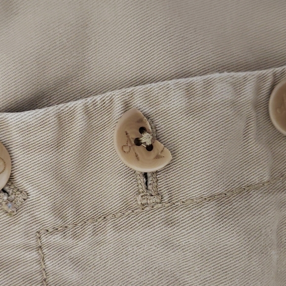 J. Crew Khaki skirt size 6. - Picture 5 of 5